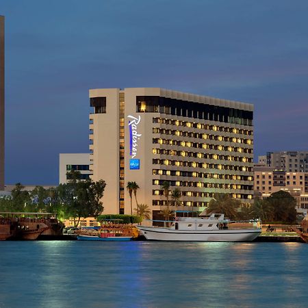 Radisson Blu Hotel, Dubai Deira Creek Exterior photo